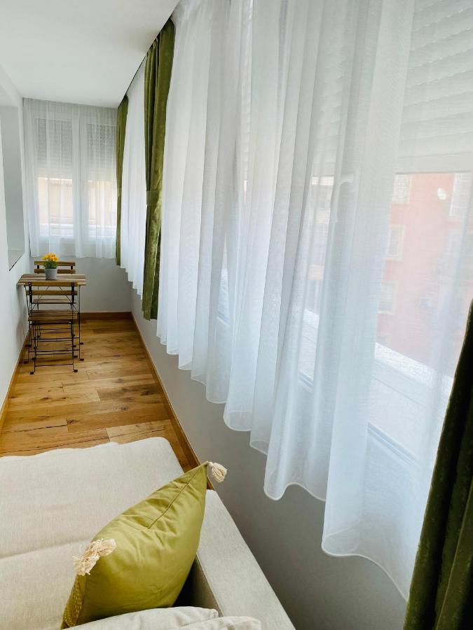 Apartamentos Prestige Suites Malaga I Kültér fotó