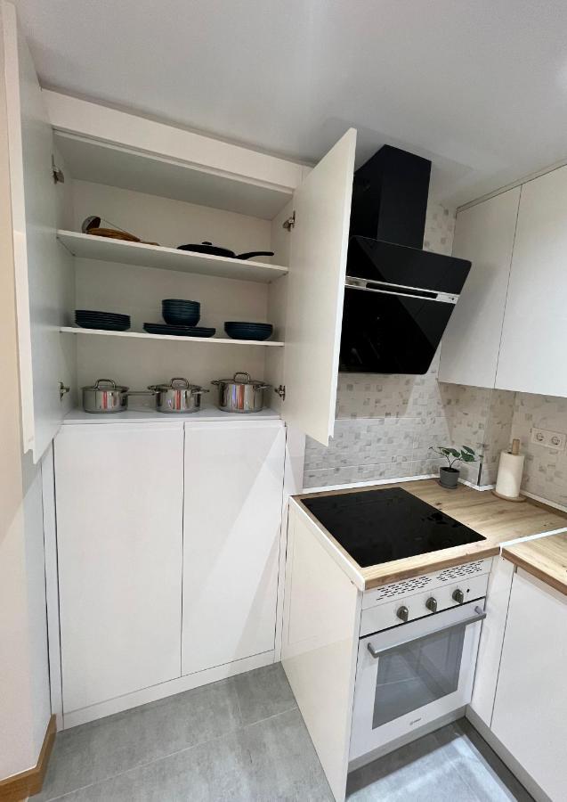 Apartamentos Prestige Suites Malaga I Kültér fotó