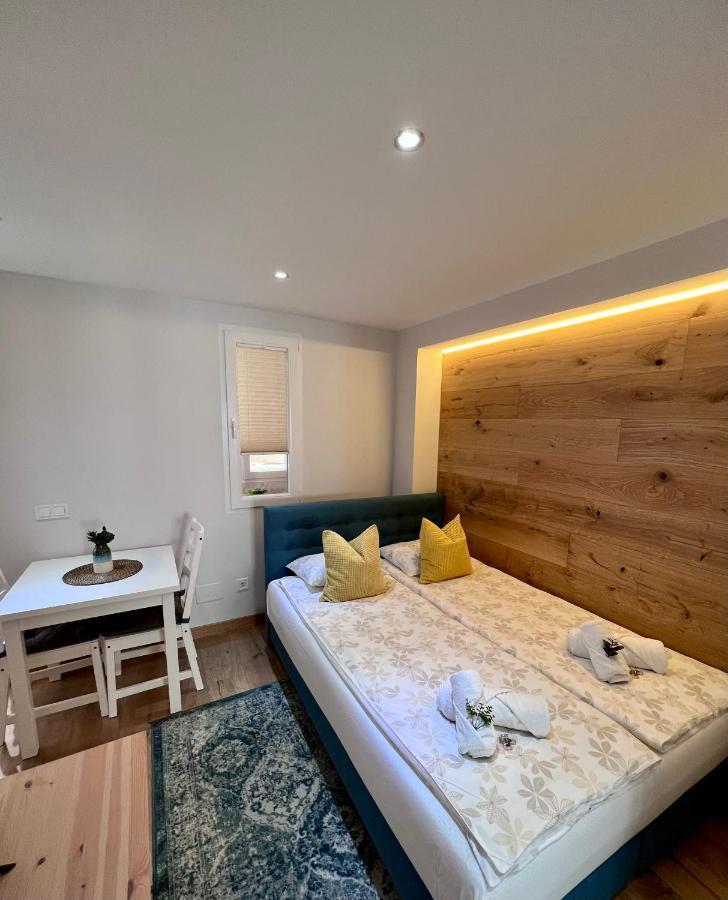 Apartamentos Prestige Suites Malaga I Kültér fotó